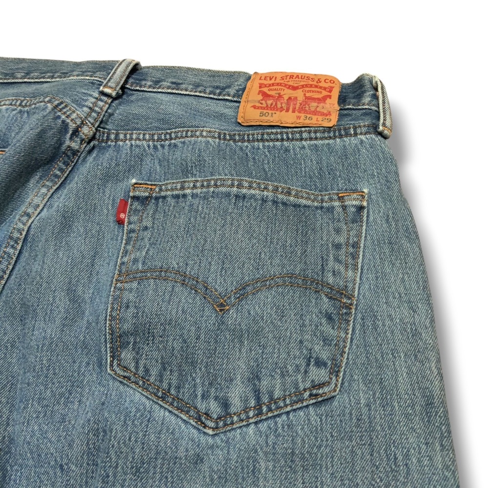 Levi's 501 Jeans Mens 36 x 29 Blue Cotton Denim Button Fly Straight Leg Workwear